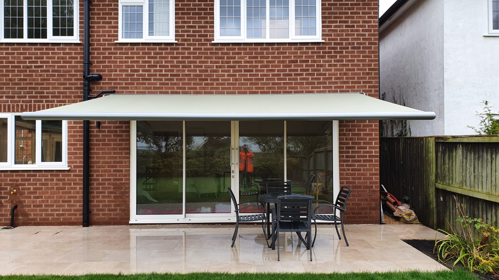 weinor patio awning installed by dencas