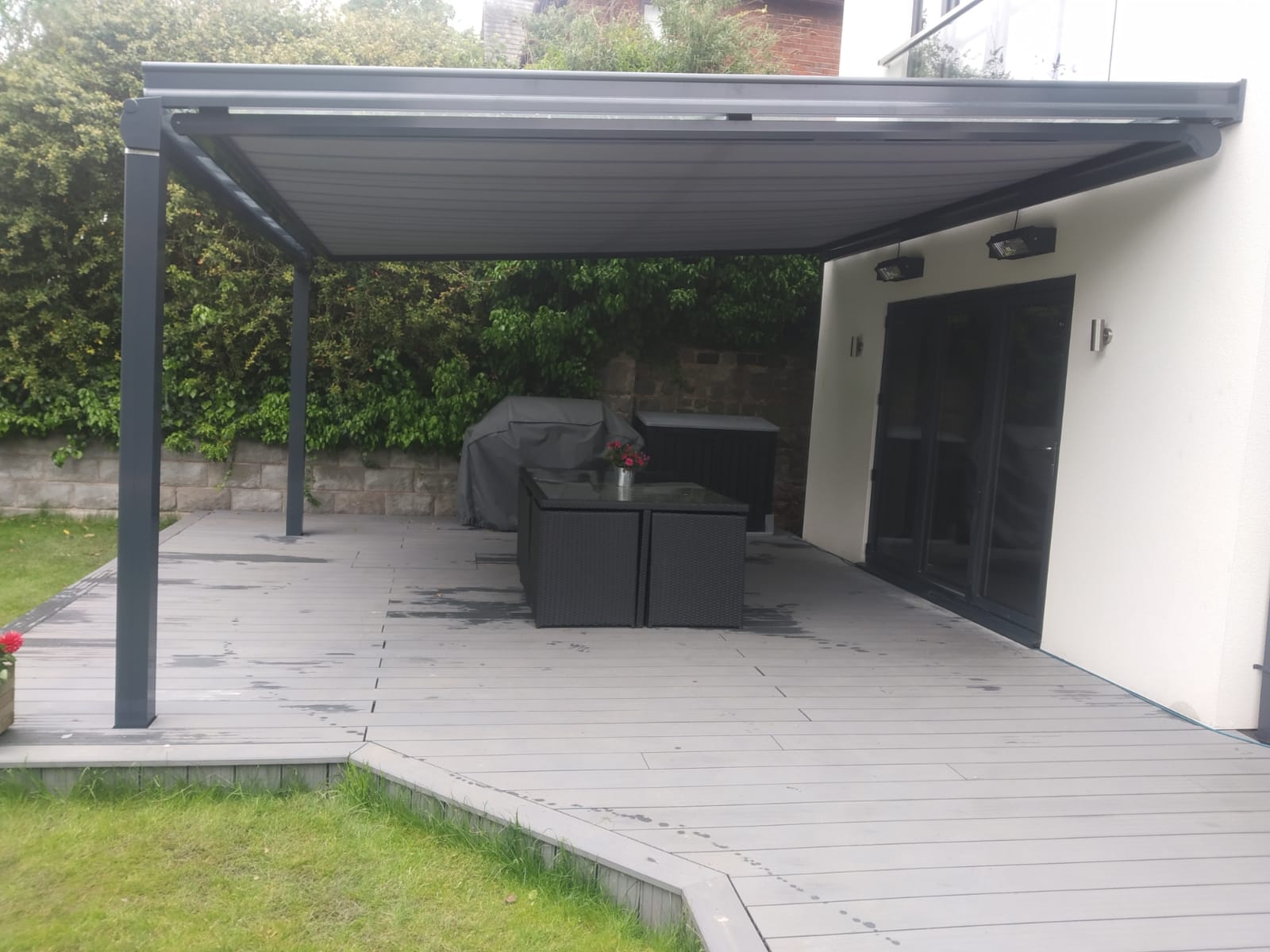 weinor terrazza veranda with sotezza awning installed in chester by dencas